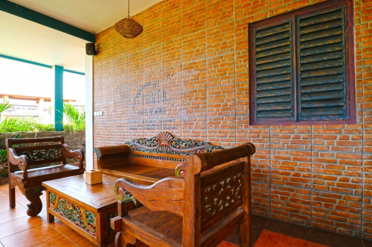 Clover Bali House 乌干沙 外观 照片