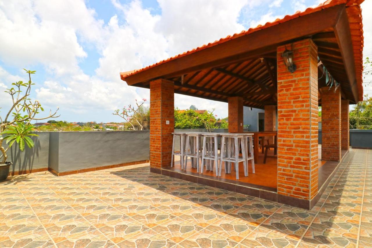 Clover Bali House 乌干沙 外观 照片